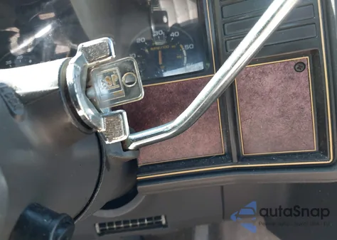 1983 Chevrolet El Camino from USA, damaged, VIN 1GCCW80H3DR107948